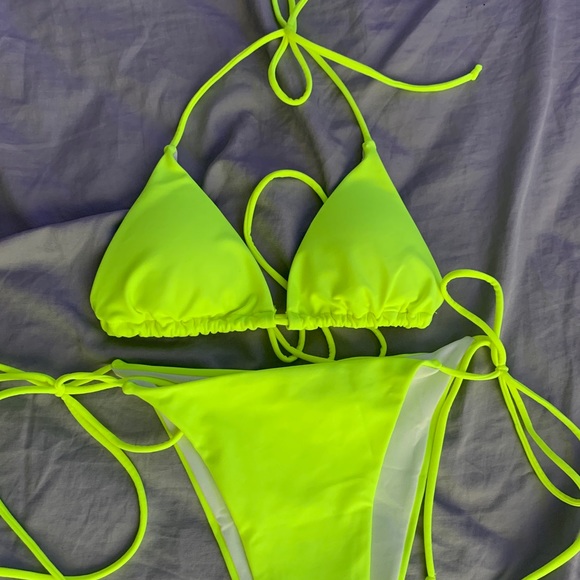 Women’s bikini - Picture 1 of 1